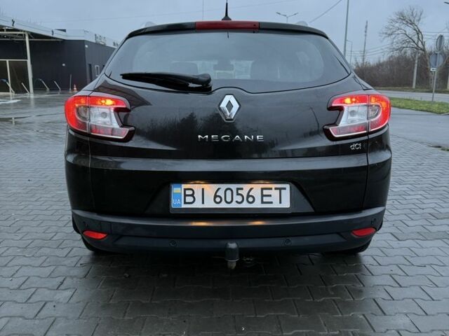 Черный Рено Меган, объемом двигателя 1.5 л и пробегом 380 тыс. км за 7300 $, фото 3 на Automoto.ua