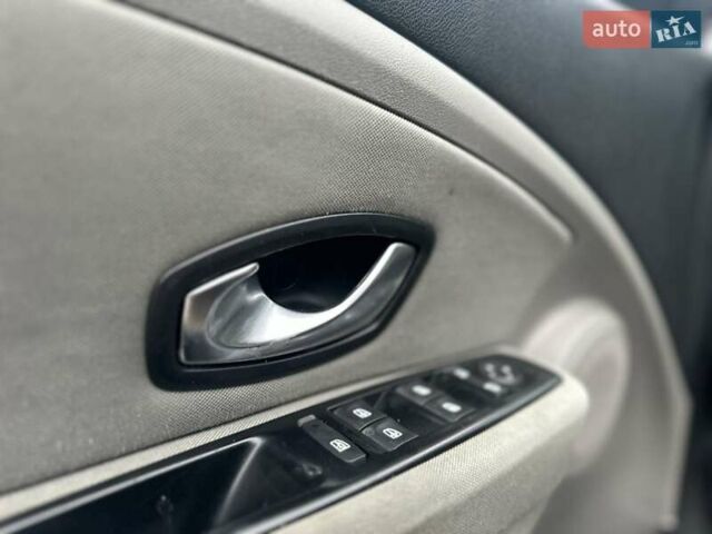 Чорний Рено Меган, об'ємом двигуна 1.46 л та пробігом 305 тис. км за 6499 $, фото 15 на Automoto.ua