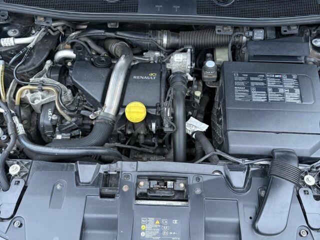 Черный Рено Меган, объемом двигателя 1.5 л и пробегом 380 тыс. км за 7300 $, фото 9 на Automoto.ua