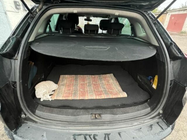 Черный Рено Меган, объемом двигателя 1.5 л и пробегом 220 тыс. км за 7500 $, фото 4 на Automoto.ua