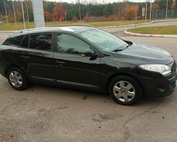 Рено Меган 2010 в Луцке на Automoto.ua Черный Рено Меган, объемом двигателя 1.6 л и пробегом 198 тыс. км за 6100 $, фото 29 на Automoto.ua