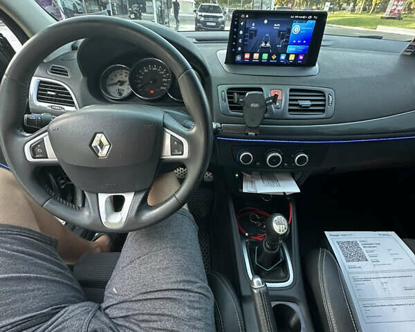Черный Рено Меган, объемом двигателя 1.87 л и пробегом 325 тыс. км за 7890 $, фото 9 на Automoto.ua