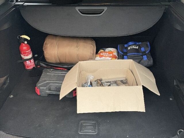 Черный Рено Меган, объемом двигателя 1.5 л и пробегом 330 тыс. км за 8000 $, фото 9 на Automoto.ua