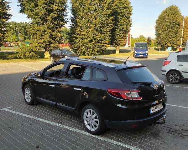 Черный Рено Меган, объемом двигателя 1.46 л и пробегом 240 тыс. км за 7150 $, фото 1 на Automoto.ua