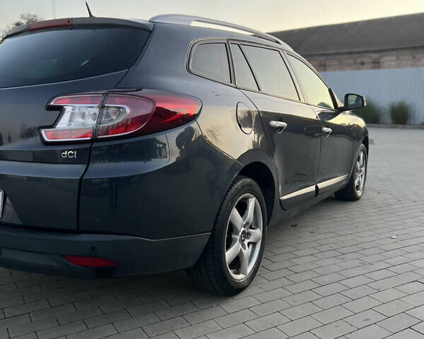 Черный Рено Меган, объемом двигателя 1.46 л и пробегом 215 тыс. км за 7200 $, фото 31 на Automoto.ua