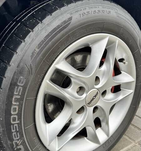 Черный Рено Меган, объемом двигателя 1.6 л и пробегом 186 тыс. км за 7600 $, фото 21 на Automoto.ua