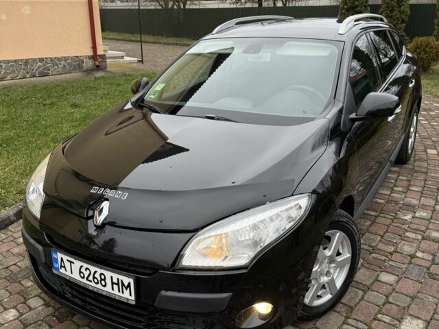 Черный Рено Меган, объемом двигателя 1.4 л и пробегом 185 тыс. км за 5999 $, фото 2 на Automoto.ua