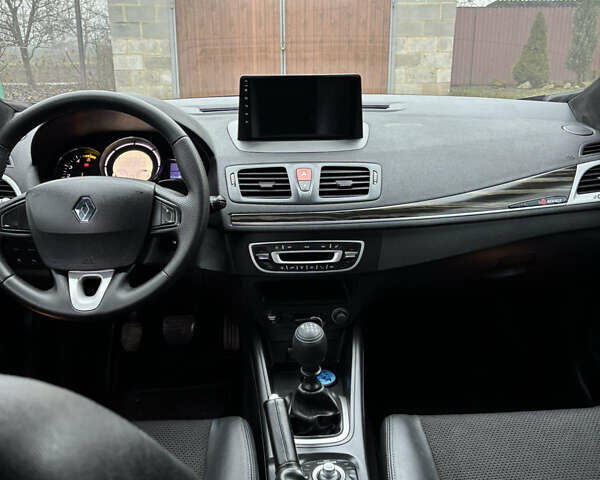 Чорний Рено Меган, об'ємом двигуна 1.46 л та пробігом 307 тис. км за 8200 $, фото 12 на Automoto.ua