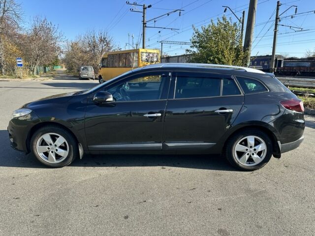 Черный Рено Меган, объемом двигателя 1.5 л и пробегом 243 тыс. км за 7600 $, фото 3 на Automoto.ua