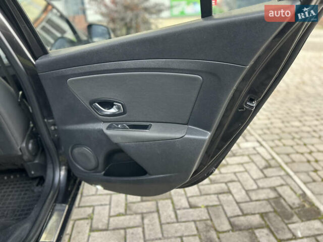 Рено Меган 2010 в Каменце-Подольском на Automoto.ua Черный Рено Меган, объемом двигателя 1.5 л и пробегом 271 тыс. км за 6450 $, фото 54 на Automoto.ua