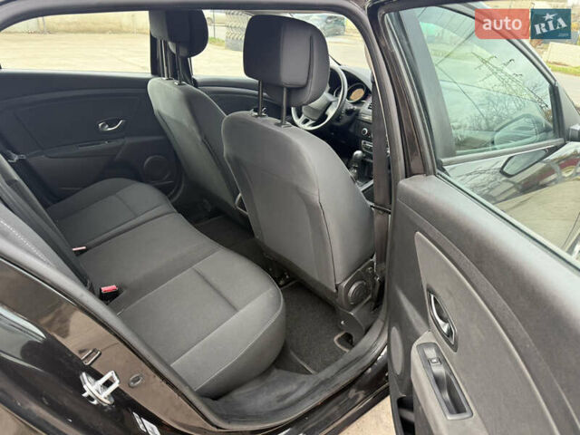 Черный Рено Меган, объемом двигателя 1.6 л и пробегом 212 тыс. км за 6700 $, фото 15 на Automoto.ua