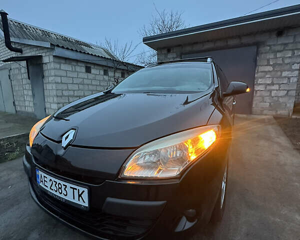 Черный Рено Меган, объемом двигателя 1.46 л и пробегом 239 тыс. км за 7399 $, фото 8 на Automoto.ua