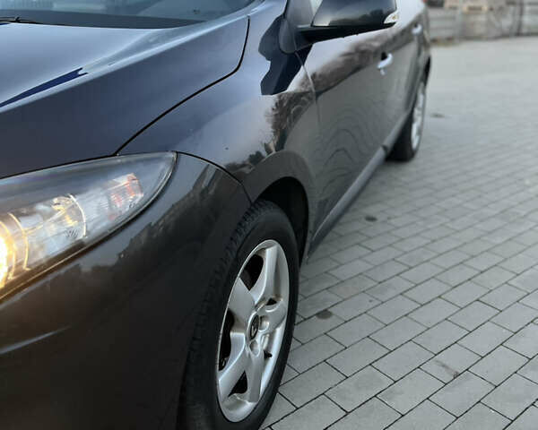 Черный Рено Меган, объемом двигателя 1.46 л и пробегом 215 тыс. км за 7200 $, фото 43 на Automoto.ua