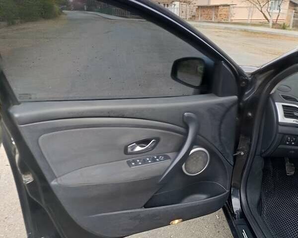 Черный Рено Меган, объемом двигателя 1.46 л и пробегом 241 тыс. км за 6900 $, фото 9 на Automoto.ua