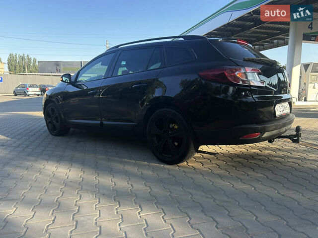 Черный Рено Меган, объемом двигателя 1.6 л и пробегом 205 тыс. км за 7100 $, фото 17 на Automoto.ua