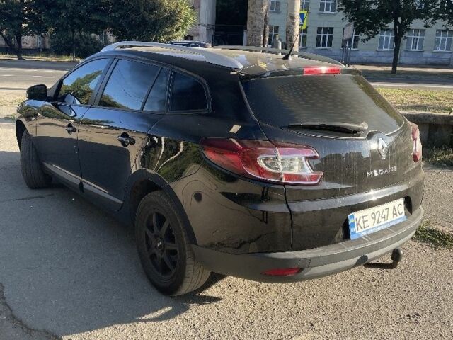 Черный Рено Меган, объемом двигателя 1.5 л и пробегом 330 тыс. км за 8000 $, фото 15 на Automoto.ua