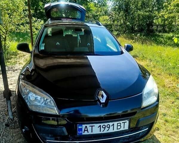 Черный Рено Меган, объемом двигателя 1.46 л и пробегом 400 тыс. км за 5800 $, фото 7 на Automoto.ua