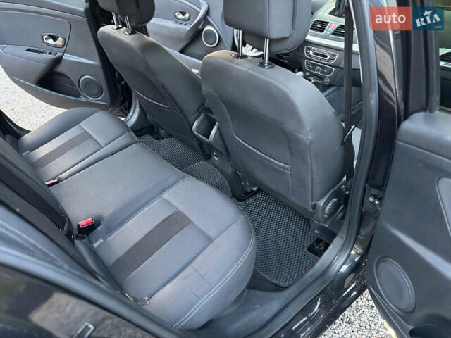 Черный Рено Меган, объемом двигателя 1.46 л и пробегом 240 тыс. км за 6990 $, фото 24 на Automoto.ua