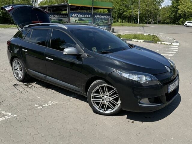 Черный Рено Меган, объемом двигателя 1.9 л и пробегом 320 тыс. км за 7790 $, фото 13 на Automoto.ua