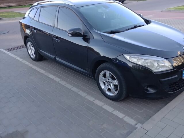 Черный Рено Меган, объемом двигателя 1.5 л и пробегом 330 тыс. км за 5999 $, фото 3 на Automoto.ua