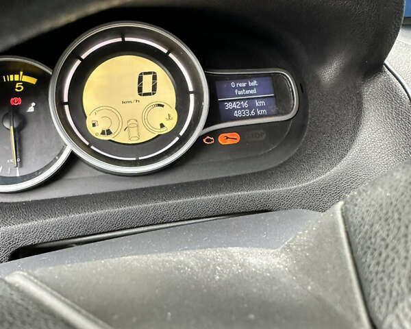 Черный Рено Меган, объемом двигателя 1.46 л и пробегом 384 тыс. км за 6300 $, фото 5 на Automoto.ua