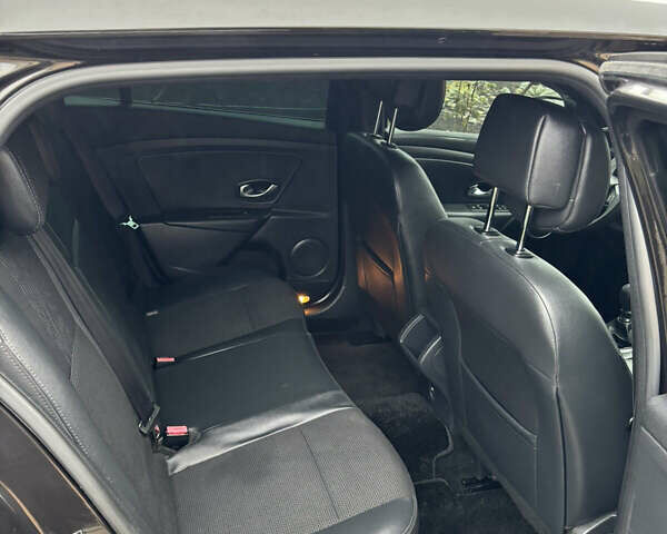 Чорний Рено Меган, об'ємом двигуна 1.46 л та пробігом 307 тис. км за 8200 $, фото 10 на Automoto.ua