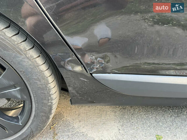 Черный Рено Меган, объемом двигателя 1.6 л и пробегом 250 тыс. км за 7500 $, фото 13 на Automoto.ua