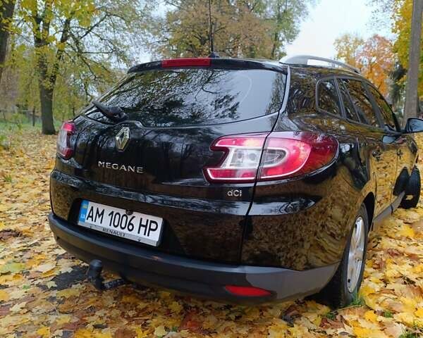 Рено Меган 2010 в Барановке на Automoto.ua Черный Рено Меган, объемом двигателя 1.46 л и пробегом 240 тыс. км за 7800 $, фото 5 на Automoto.ua