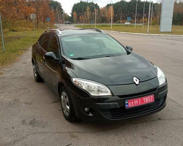 Рено Меган 2010 в Луцке на Automoto.ua Черный Рено Меган, объемом двигателя 1.6 л и пробегом 198 тыс. км за 6100 $, фото 39 на Automoto.ua