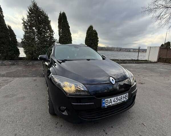 Черный Рено Меган, объемом двигателя 1.5 л и пробегом 288 тыс. км за 6999 $, фото 9 на Automoto.ua