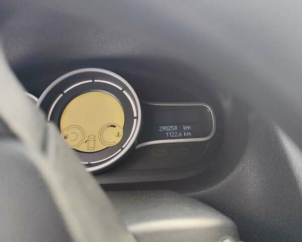 Черный Рено Меган, объемом двигателя 1.5 л и пробегом 290 тыс. км за 7200 $, фото 17 на Automoto.ua