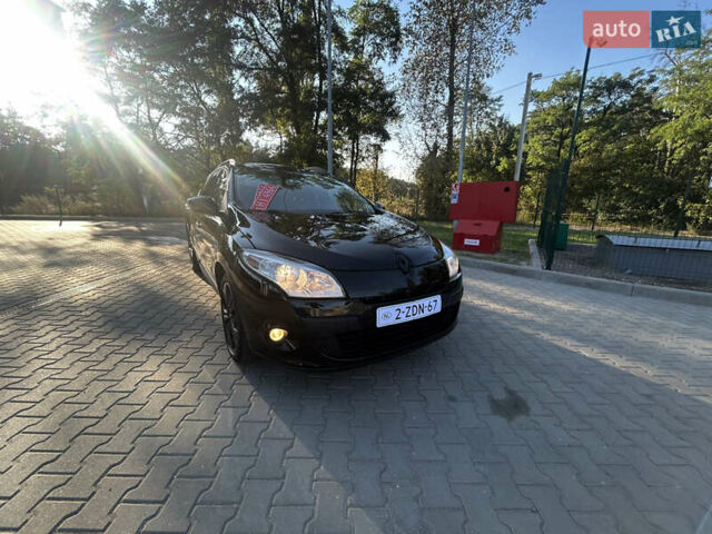 Черный Рено Меган, объемом двигателя 1.6 л и пробегом 205 тыс. км за 7100 $, фото 27 на Automoto.ua