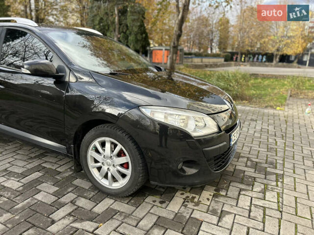 Рено Меган 2010 в Каменце-Подольском на Automoto.ua Черный Рено Меган, объемом двигателя 1.5 л и пробегом 271 тыс. км за 6450 $, фото 29 на Automoto.ua