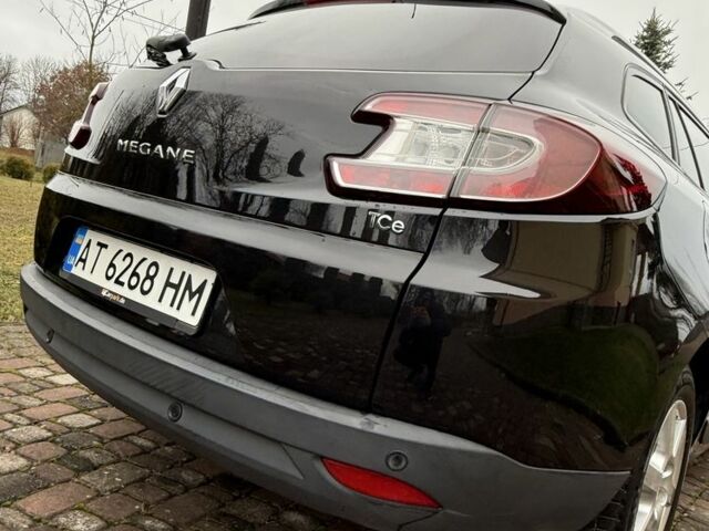 Черный Рено Меган, объемом двигателя 1.4 л и пробегом 185 тыс. км за 5999 $, фото 16 на Automoto.ua