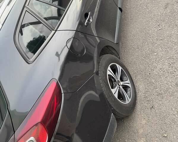 Черный Рено Меган, объемом двигателя 1.5 л и пробегом 280 тыс. км за 6500 $, фото 3 на Automoto.ua