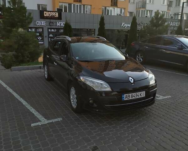 Черный Рено Меган, объемом двигателя 1.46 л и пробегом 240 тыс. км за 7150 $, фото 2 на Automoto.ua