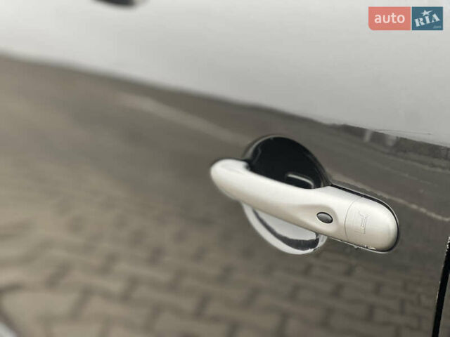 Черный Рено Меган, объемом двигателя 1.4 л и пробегом 170 тыс. км за 6900 $, фото 36 на Automoto.ua