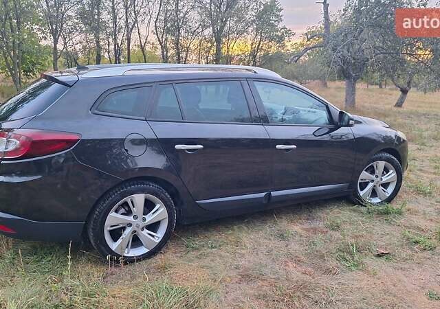 Черный Рено Меган, объемом двигателя 1.5 л и пробегом 253 тыс. км за 7500 $, фото 7 на Automoto.ua