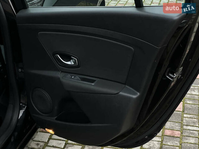 Черный Рено Меган, объемом двигателя 1.46 л и пробегом 277 тыс. км за 7300 $, фото 41 на Automoto.ua