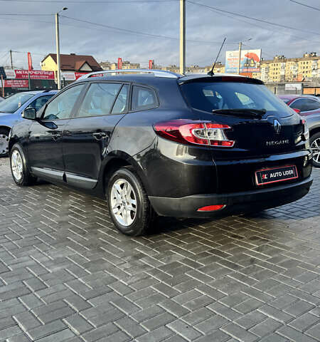 Черный Рено Меган, объемом двигателя 1.6 л и пробегом 186 тыс. км за 7600 $, фото 3 на Automoto.ua