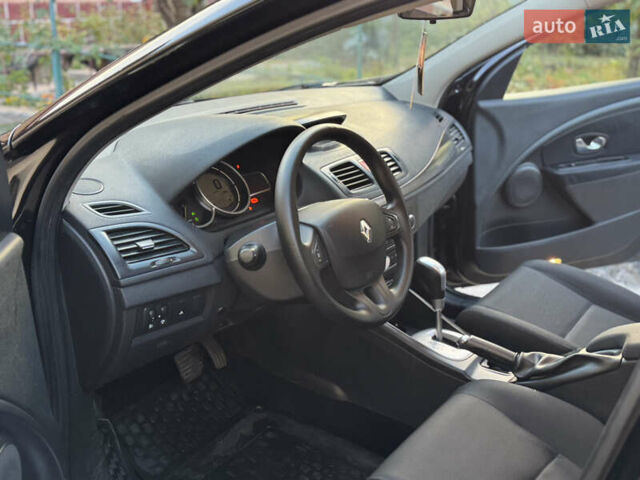 Чорний Рено Меган, об'ємом двигуна 1.5 л та пробігом 260 тис. км за 6700 $, фото 13 на Automoto.ua