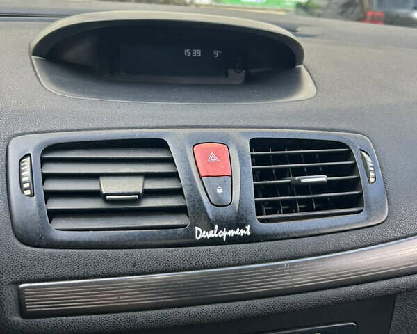 Рено Меган 2010 в Каменце-Подольском на Automoto.ua Черный Рено Меган, объемом двигателя 1.5 л и пробегом 271 тыс. км за 6450 $, фото 43 на Automoto.ua