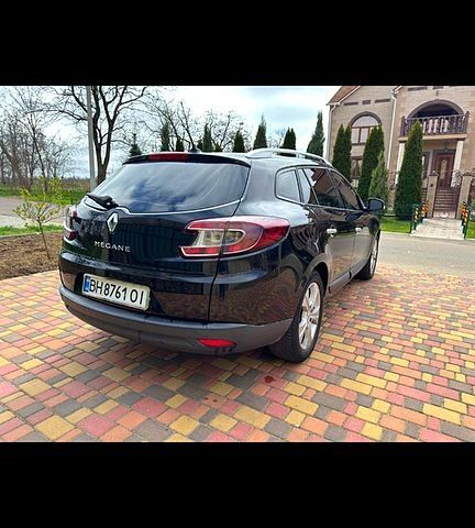 Чорний Рено Меган, об'ємом двигуна 1.5 л та пробігом 274 тис. км за 6800 $, фото 7 на Automoto.ua