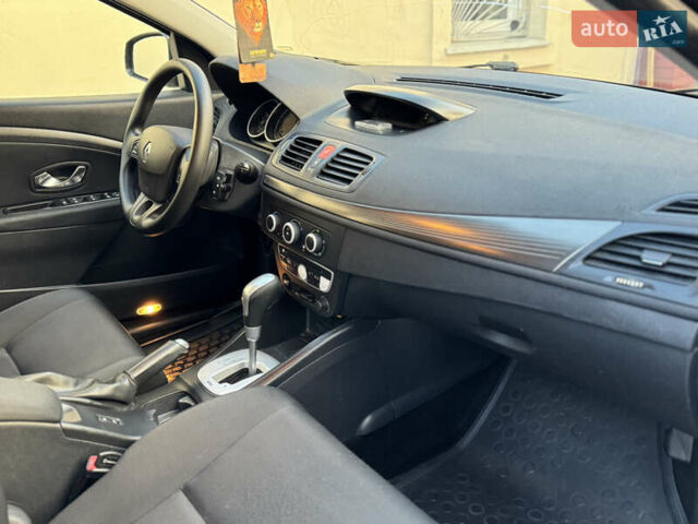 Чорний Рено Меган, об'ємом двигуна 1.5 л та пробігом 260 тис. км за 6700 $, фото 3 на Automoto.ua