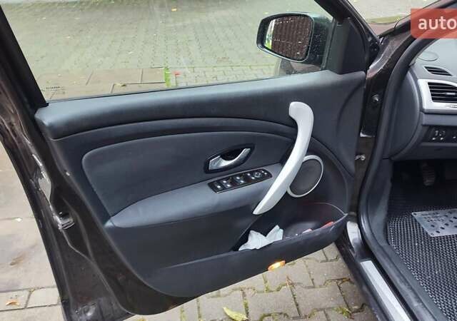 Чорний Рено Меган, об'ємом двигуна 1.46 л та пробігом 349 тис. км за 5700 $, фото 17 на Automoto.ua