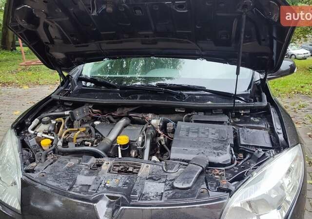 Чорний Рено Меган, об'ємом двигуна 1.46 л та пробігом 349 тис. км за 5700 $, фото 24 на Automoto.ua