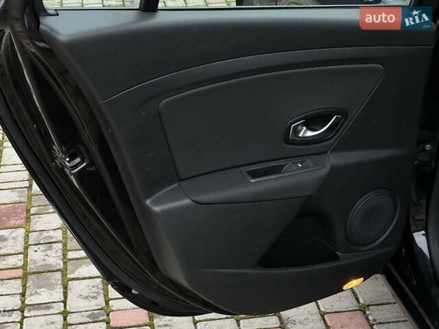 Черный Рено Меган, объемом двигателя 1.46 л и пробегом 277 тыс. км за 7300 $, фото 40 на Automoto.ua