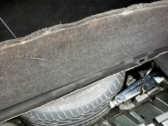 Черный Рено Меган, объемом двигателя 1.5 л и пробегом 225 тыс. км за 7000 $, фото 9 на Automoto.ua