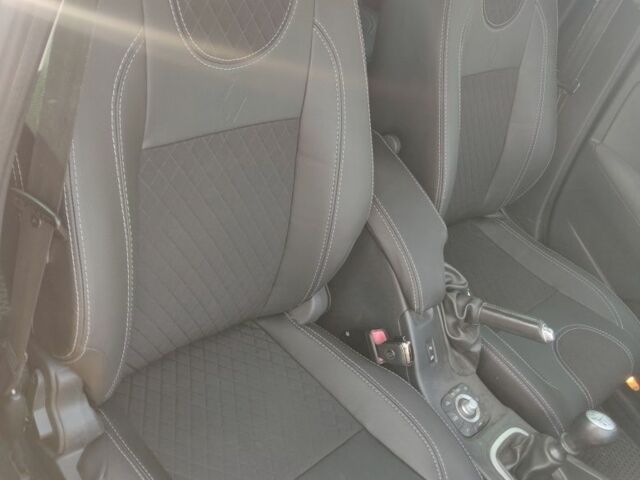 Чорний Рено Меган, об'ємом двигуна 1.5 л та пробігом 311 тис. км за 6700 $, фото 5 на Automoto.ua