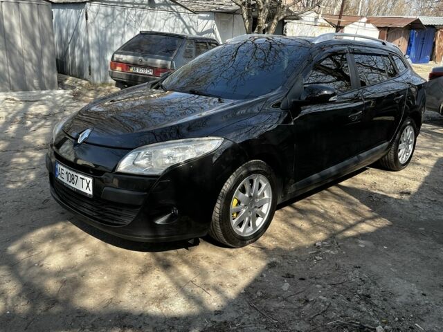 Чорний Рено Меган, об'ємом двигуна 1.5 л та пробігом 373 тис. км за 7500 $, фото 3 на Automoto.ua